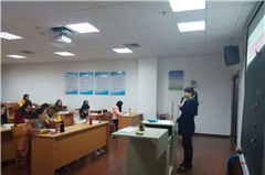 广州锐旗职业培训学校轮播4