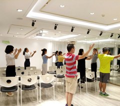 深圳菲诗国演讲口才培训中心轮播3