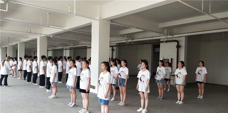 太原卓艺传媒艺考培训学校轮播5