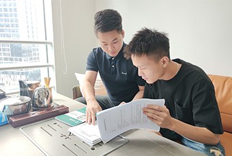 锐科国际轮播5
