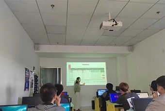 厦门学培教育轮播5