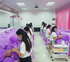 深加速培训学校轮播4