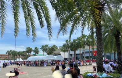 曼谷吞武里大学轮播5
