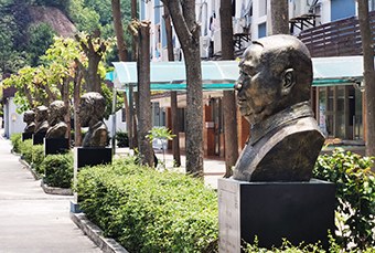 珠海市欧亚技工学校轮播3