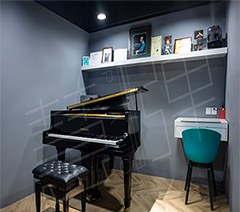 西安慧弹钢琴培训学校轮播3