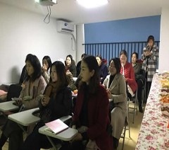 上海内威职业技能培训学校轮播4