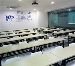 新航道南宁学校轮播3