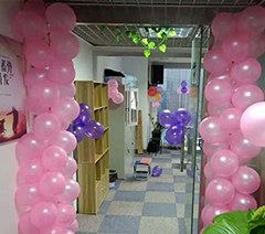 广州家家月嫂家政培训学校轮播3