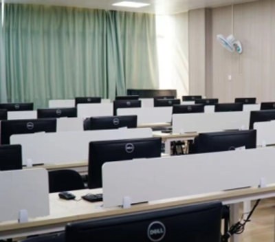 深圳福华明师复读学校轮播5