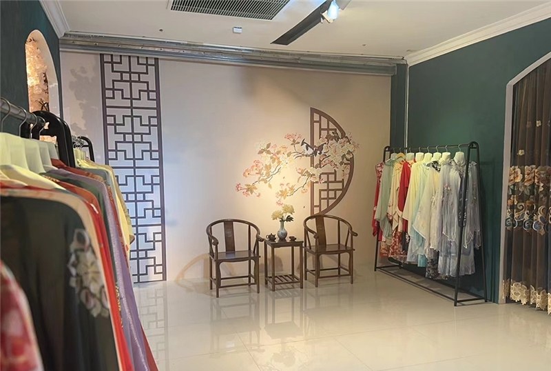 西安臻爱化妆培训学校轮播3