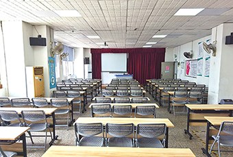 深圳市南山深职训职业培训学校轮播4