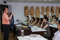 北京服装学院深圳分校轮播3