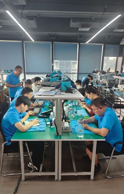 深圳中科至上芯片级无人机维修培训中心轮播3