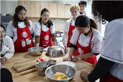 成都沁香园餐饮培训中心轮播5