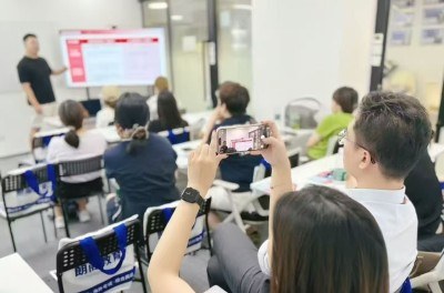 杭州市拱墅区朗阁培训中心轮播5