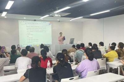 宁波管家婆职业培训学校轮播4