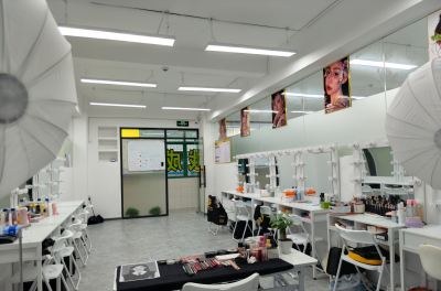 深圳成远美妆连锁学校相册4