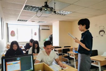 赛思扬格外语培训学校轮播3