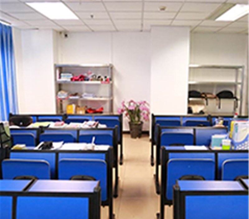 博飞华侨港澳台学校轮播5