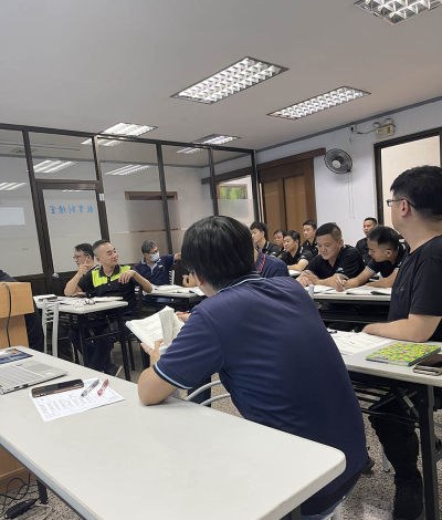 佛山洛德教育轮播5