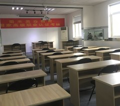 成都蜀禾美业形象设计学院轮播4