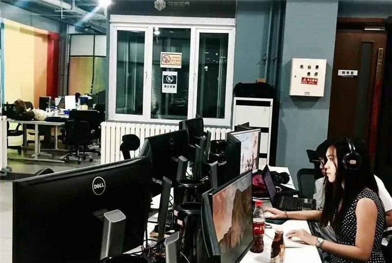 广州帝威国际教育轮播5