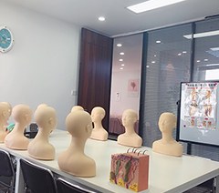美依国际日本韩国皮肤管理培训学院轮播3
