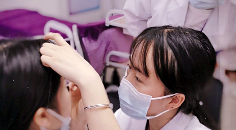 凌蒙国际美妆美发学校轮播5
