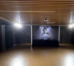 北京野草传媒艺考培训学校轮播3