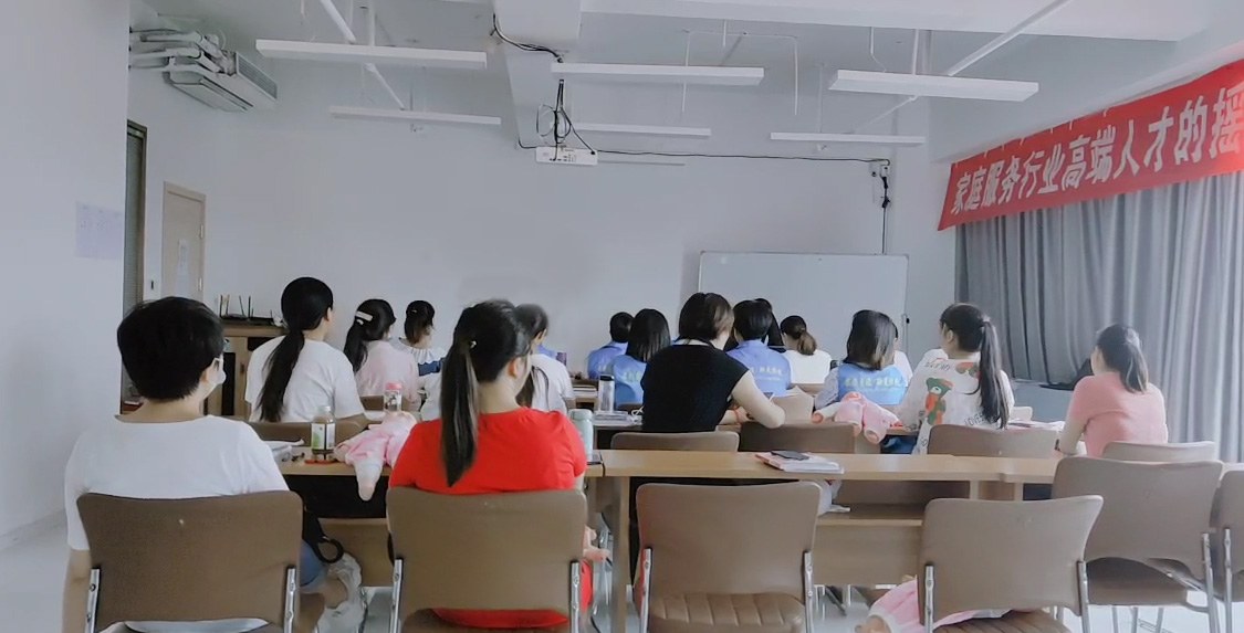 嘉兴新灵职业技能培训学校相册1