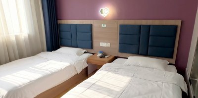 郑州NFT国际流行舞研修院轮播5