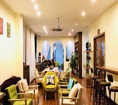 杭州圣莲国际瑜伽会馆轮播3