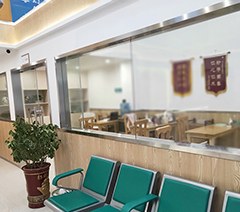 武汉悦悦宝贝推拿健康咨询服务培训中心轮播1