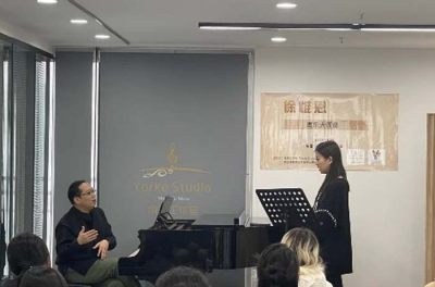 悦歌国际艺术留学轮播4