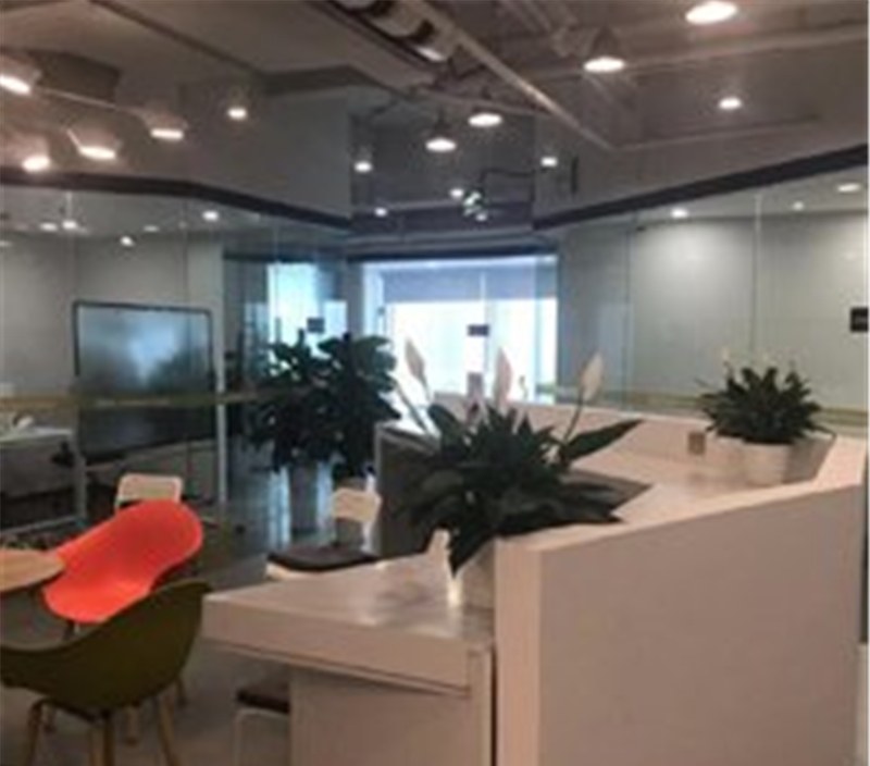 朗播英语智能学习实验室(成都)轮播3