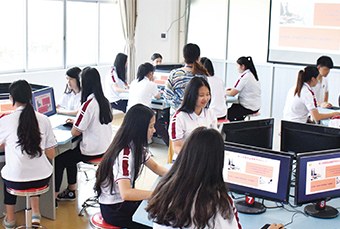 华风学校卓越升大部轮播4