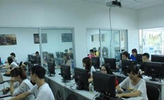 武汉青鸟国际教育轮播4