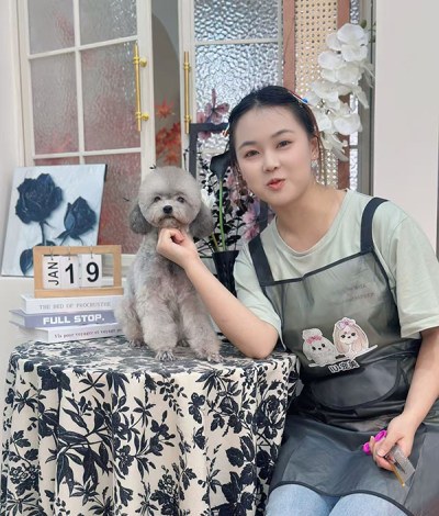 西安IU宠艺宠美培训学校轮播4