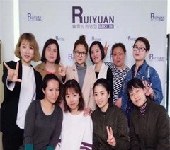 郑州睿源时尚新娘造型学院轮播4