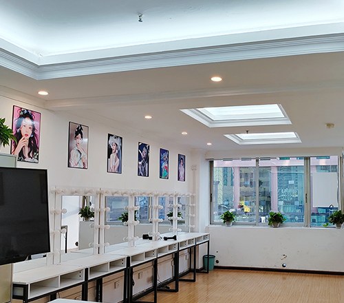 金善化妆美甲美发培训学校相册3