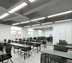 南通金莎职业培训学校轮播4