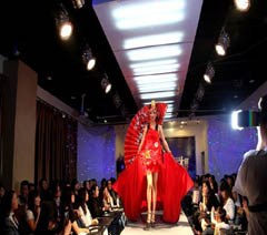 伊美薇国际化妆美容美发培训学校轮播3