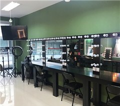 宁波艾文美学培训学院轮播4