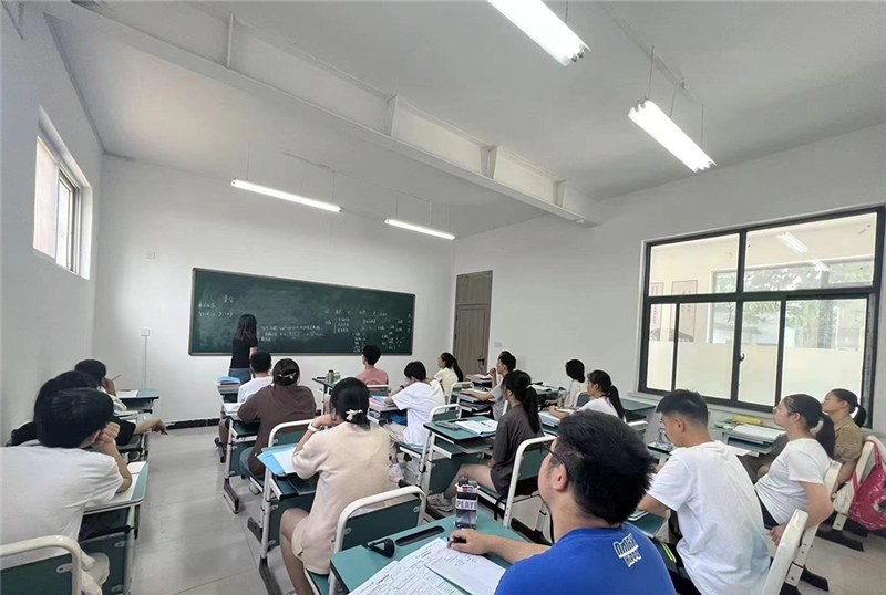 郑州益学教育轮播3
