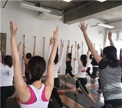 佛山y+u遇瑜伽培训中心轮播5