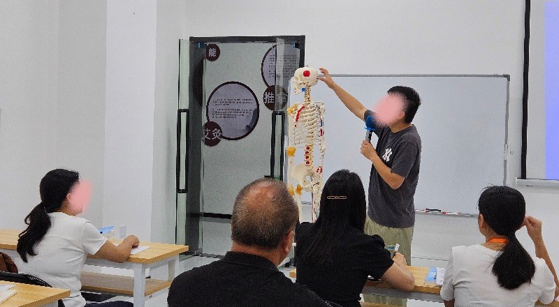 广西南洋健康教育轮播3