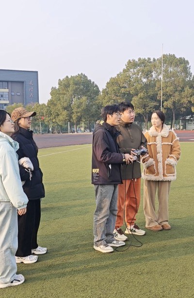 亿能无人机综合培训集团轮播5
