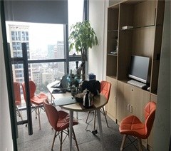 上海玉齐工坊珠宝首饰设计制作培训中心轮播3