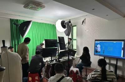 广州冠哥立裁培训中心轮播4