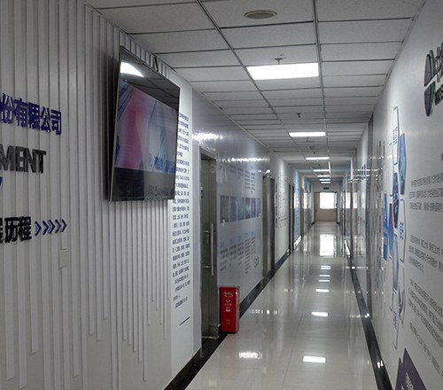 郑州中原英才IT培训基地轮播5